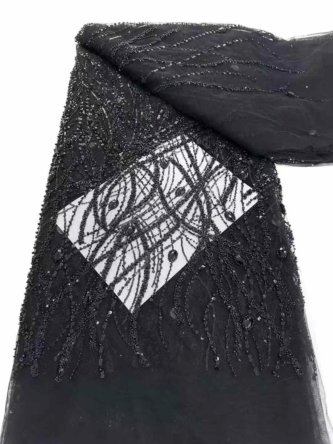 2025 New Design African Tulle Lace Fabric 5 Yards High Quality French Stones Beads Sequins Lace Fabric Embroidery Lace For Dress
2025 New Design African Tulle Lace Fabric 5 Yards High Quality French Stones Beads Sequins Lace Fabric Embroidery Lace For Dress