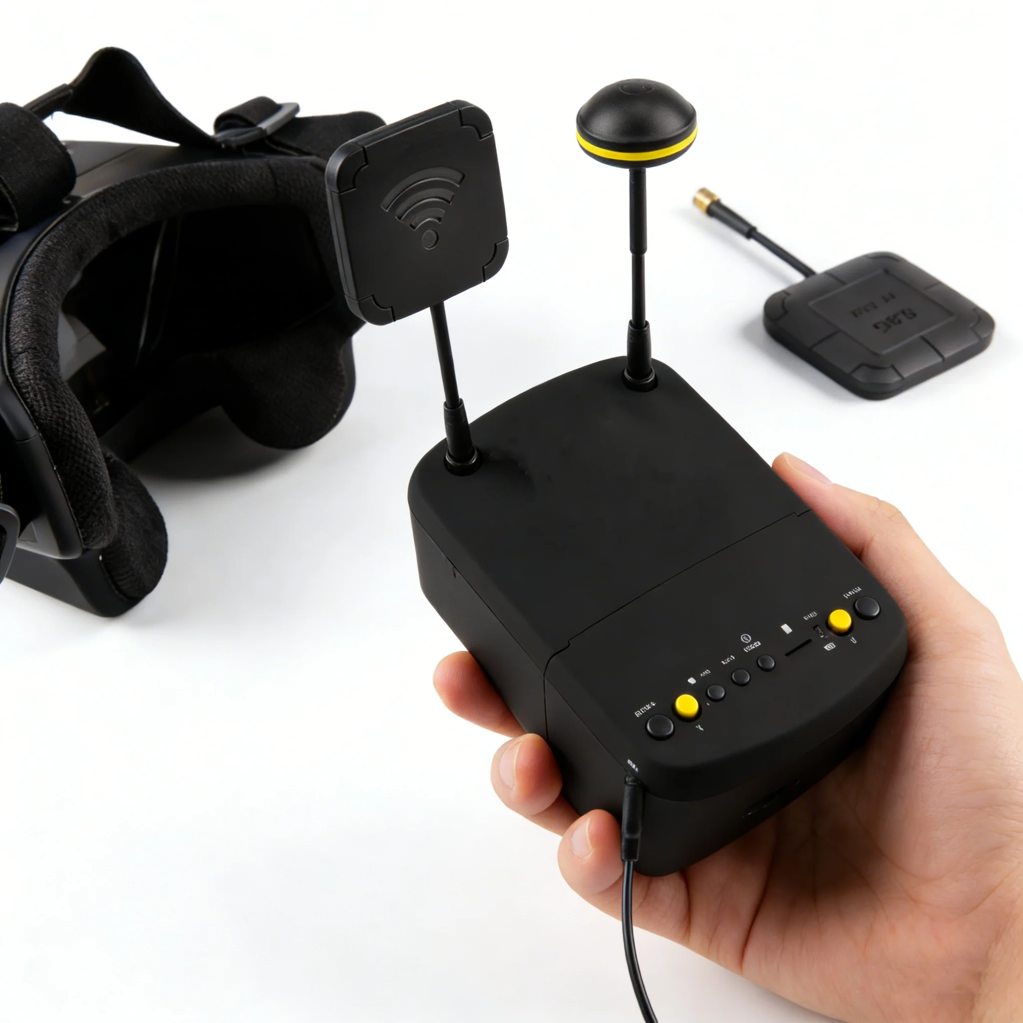 Видеогарнитура EV800D 5.8G 40CH с HD DVR, 5-дюймовым/4.3-дюймовым экраном 800*480, диверсифицированные FPV-очки с аккумулятором для радиоуправляемых моделей, FPV-дронов и радиоуправляемых машин
Видеогарнитура EV800D 5.8G 40CH с HD DVR, 5-дюймовым/4.3-дюймовым экраном 800*480, диверсифицированные FPV-очки с аккумулятором для радиоуправляемых моделей, FPV-дронов и радиоуправляемых машин