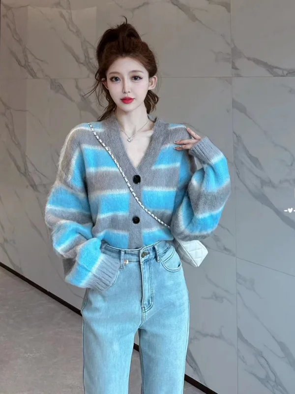 Korean Sle Knitted Sweater Coat Women's Faion Small Size ular Beautiful Cardigan Top for Autumn And Winter
Korean Sle Knitted Sweater Coat Women's Faion Small Size ular Beautiful Cardigan Top for Autumn And Winter