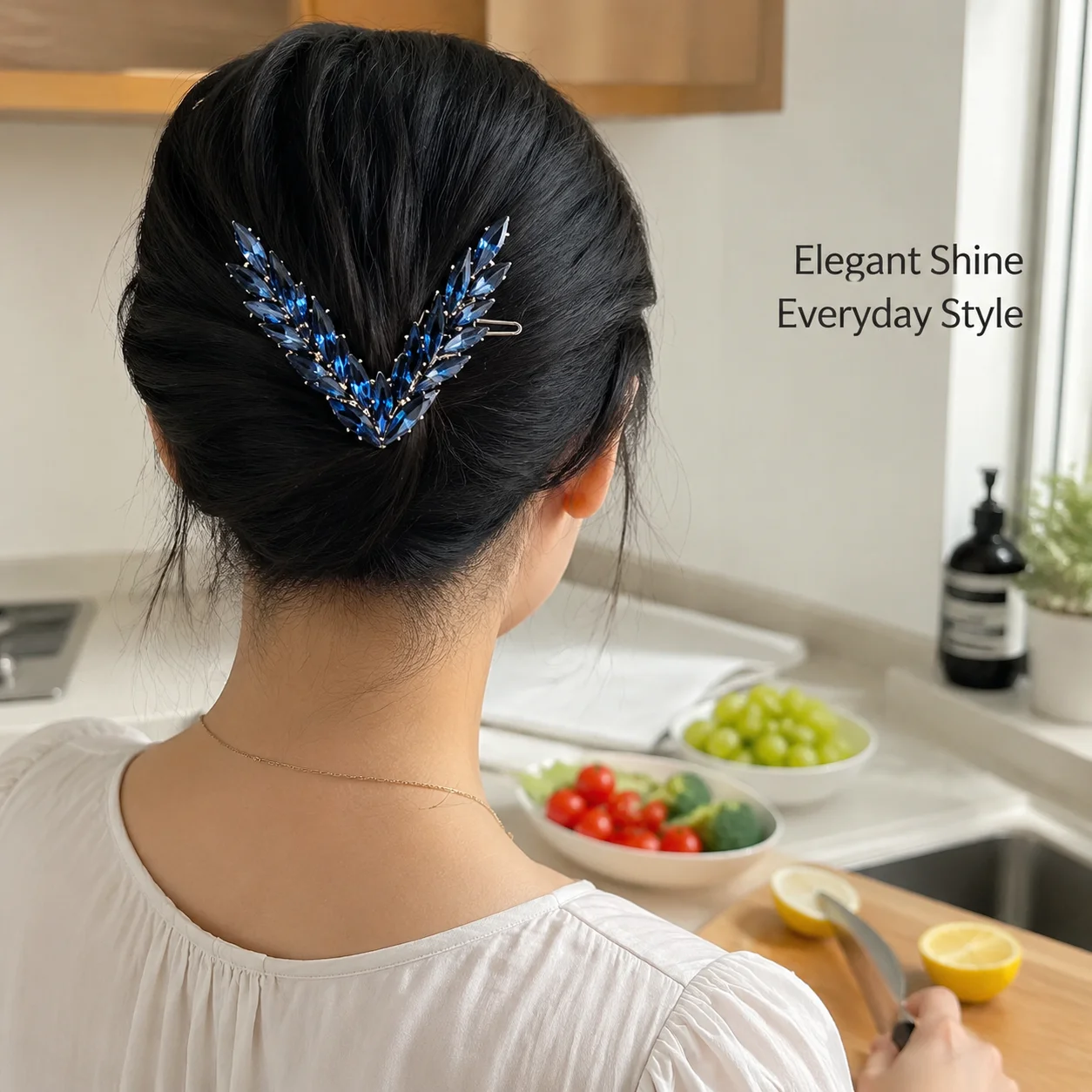 Shining Crystal Hair Clip V Shape Buckle Women Girls Fashion Headwear Accessory Ornament Gift
Shining Crystal Hair Clip V Shape Buckle Women Girls Fashion Headwear Accessory Ornament Gift