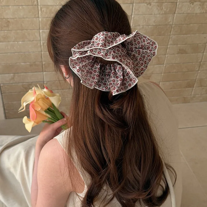 Premium Scrunchie Small Fresh Floral Gentle Vibe Retro Hong Kong Elegant Hair Rope Versatile for Ponytail Bun Home
Premium Scrunchie Small Fresh Floral Gentle Vibe Retro Hong Kong Elegant Hair Rope Versatile for Ponytail Bun Home