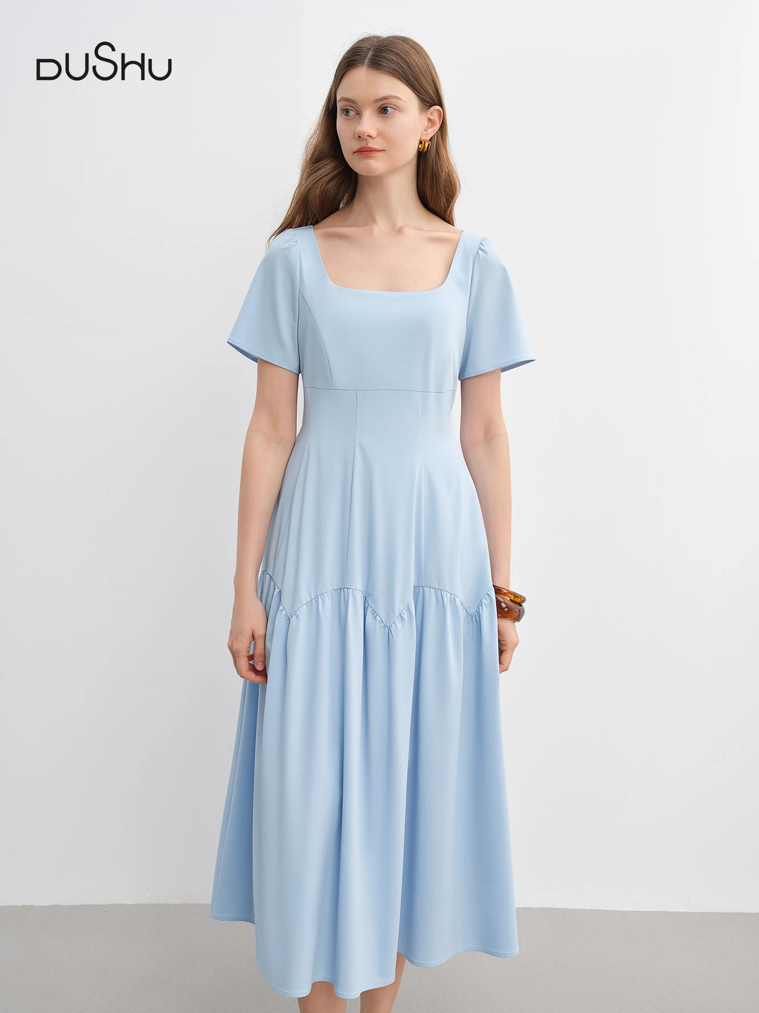 DUSHU Romantic Simple Dress 2025 Summer Dress Sky Blue Temperament Waist Slimming Dress 25DS82844
DUSHU Romantic Simple Dress 2025 Summer Dress Sky Blue Temperament Waist Slimming Dress 25DS82844