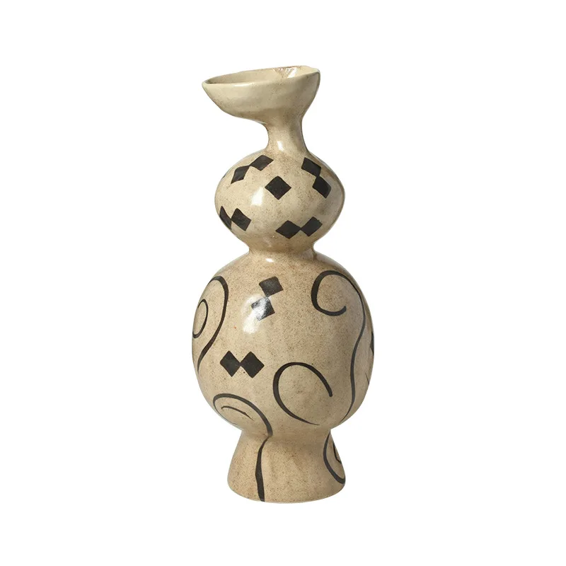 Abstract hand-painted kiln-changed ceramic vase Home Furnishing Exhibition Hall Homestay Soft Decoration Ornament
Abstract hand-painted kiln-changed ceramic vase Home Furnishing Exhibition Hall Homestay Soft Decoration Ornament