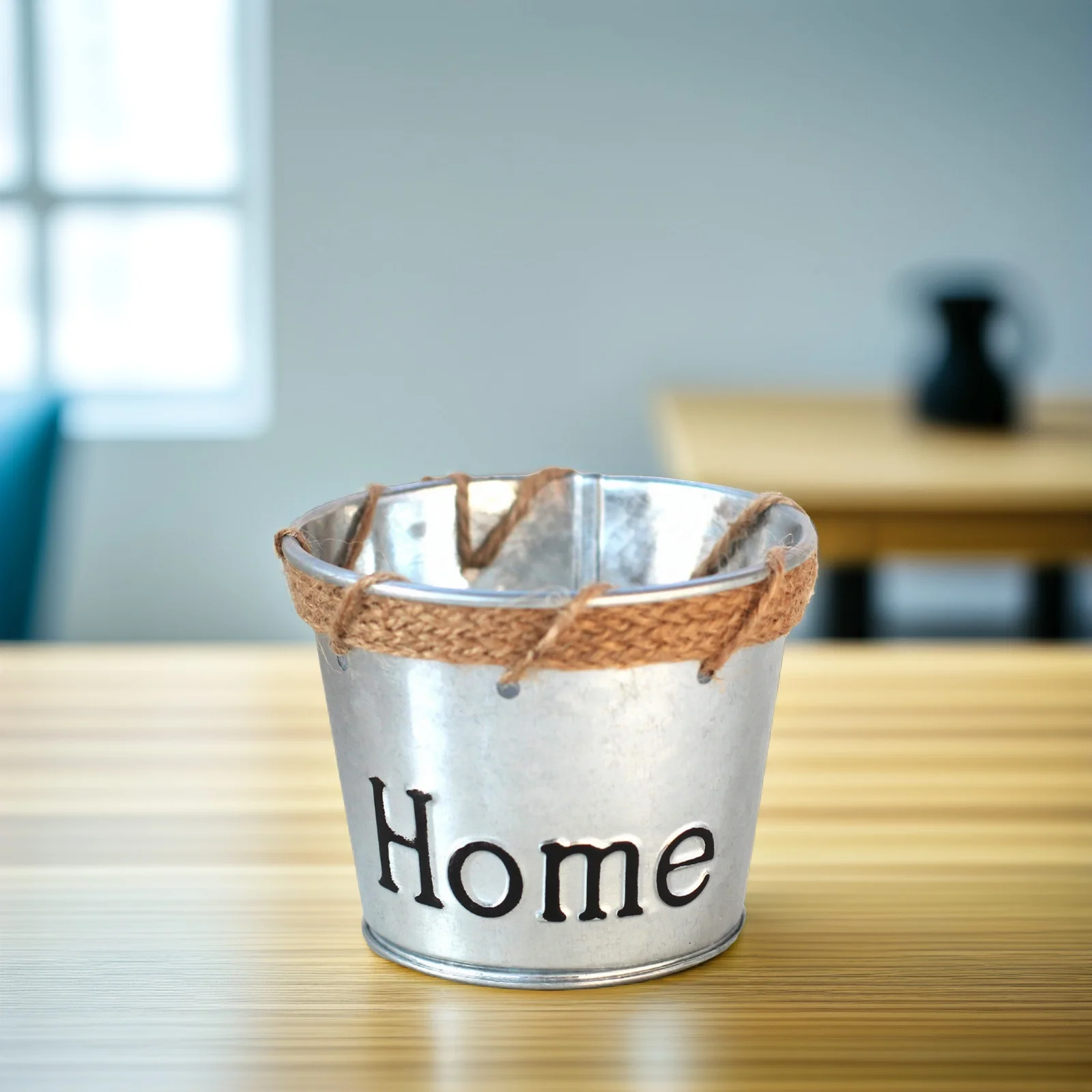 Iron Flower Pot Rustic Vintage Style Decorative Planter Bucket Container Rope Garden Home Plant Succulent
Iron Flower Pot Rustic Vintage Style Decorative Planter Bucket Container Rope Garden Home Plant Succulent