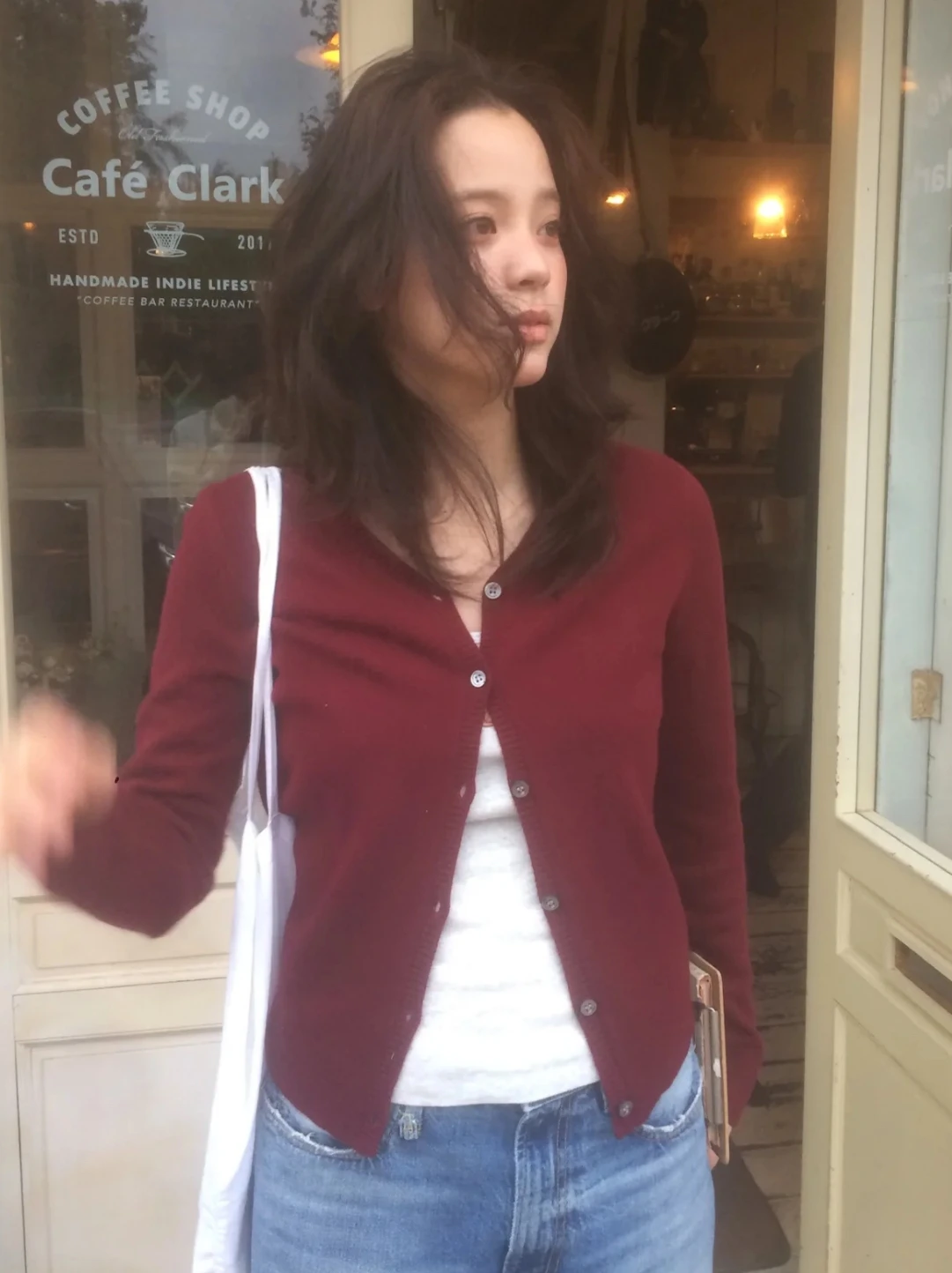 Classic V-Ne Woolen Knitted Slim Fit Cardigan Sweater Versatile Autumn Winter New Sle Women's Faion Commute Sle Coat
Classic V-Ne Woolen Knitted Slim Fit Cardigan Sweater Versatile Autumn Winter New Sle Women's Faion Commute Sle Coat