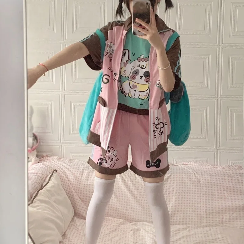 Y2k Cute Print O-neck Short Sleeve Loose Tops Women+ 2025 Summer New Straight Harajuku Shorts for Women Two Piece Sets
Y2k Cute Print O-neck Short Sleeve Loose Tops Women+ 2025 Summer New Straight Harajuku Shorts for Women Two Piece Sets