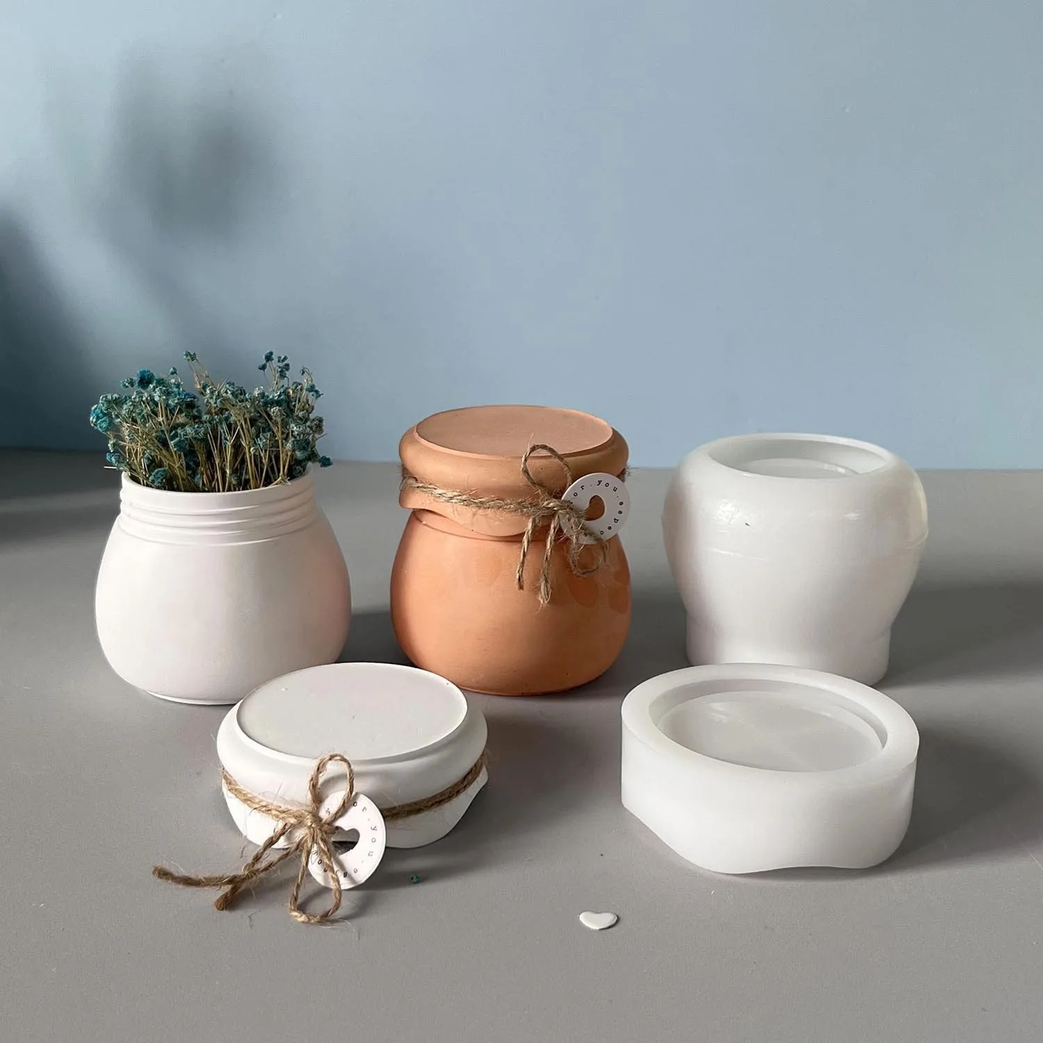 New Silicone Mold for Small Jars with Lids Mould Candle Holders Flower Pots Storage Jars and Home Decorative Plaster/Resin Molds
New Silicone Mold for Small Jars with Lids Mould Candle Holders Flower Pots Storage Jars and Home Decorative Plaster/Resin Molds