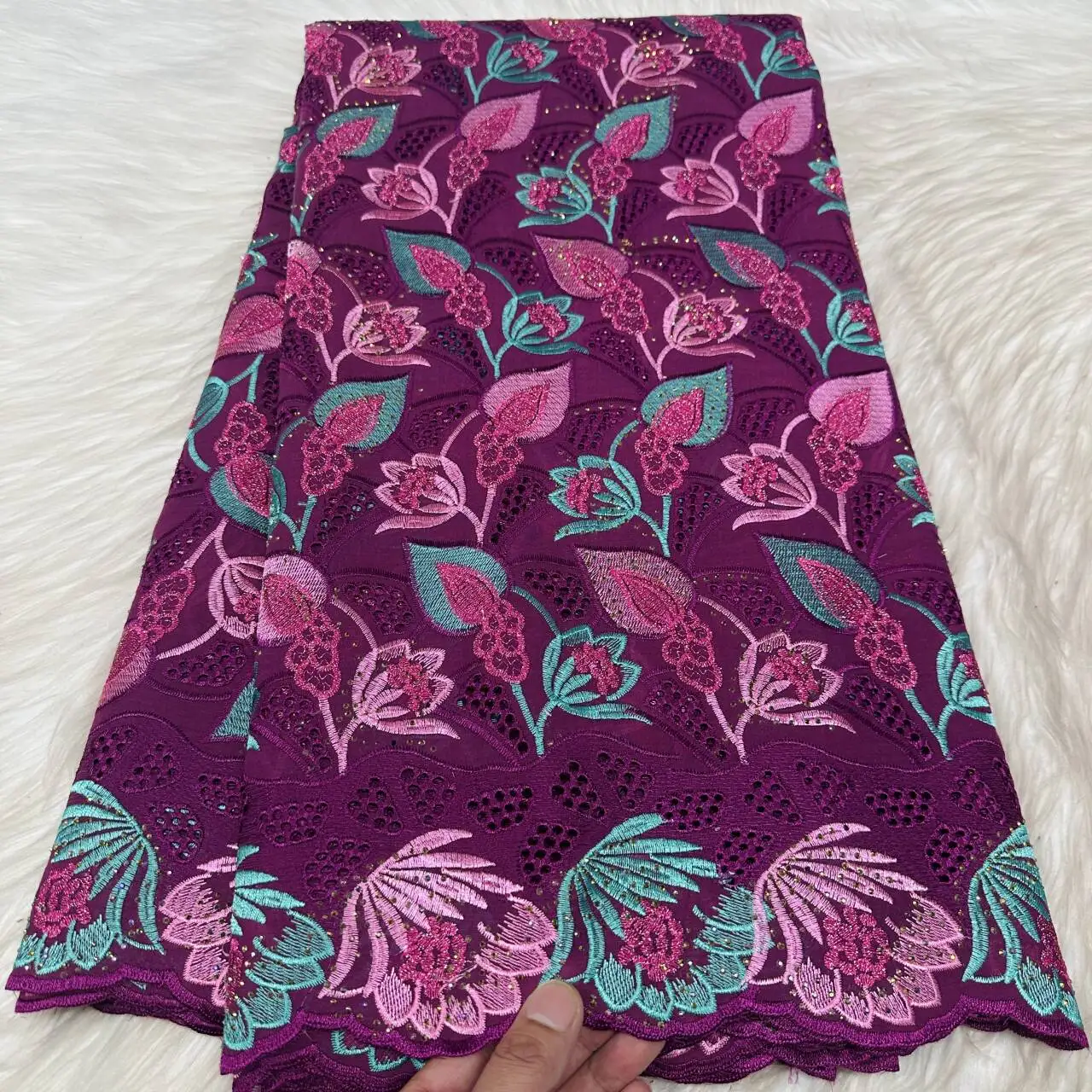 Fashion 5 Yards African Cotton Lace Fabric With Stones High Quality Swiss Voile Lace Fabric For Sew Women Wedding Party 31A14
Fashion 5 Yards African Cotton Lace Fabric With Stones High Quality Swiss Voile Lace Fabric For Sew Women Wedding Party 31A14