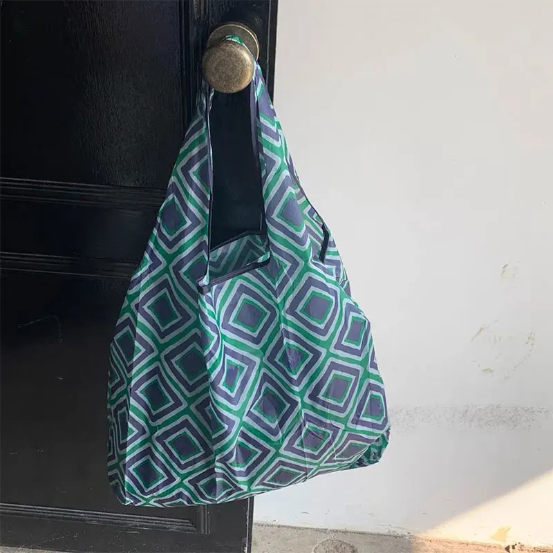 Сумка для продуктов, многоразовая сумка на одно плечо, стильная прочная складная сумка для покупок для повседневного использования 
Сумка для продуктов, многоразовая сумка на одно плечо, стильная прочная складная сумка для покупок для повседневного использования