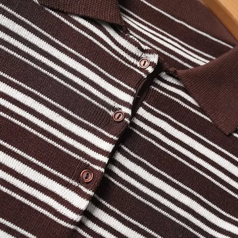 Women 2025 Summer New Fashion Commuting stripe Short Sleeve T Shirts Lapel Top Tee Female Casual Loose T Shirt
Women 2025 Summer New Fashion Commuting stripe Short Sleeve T Shirts Lapel Top Tee Female Casual Loose T Shirt
