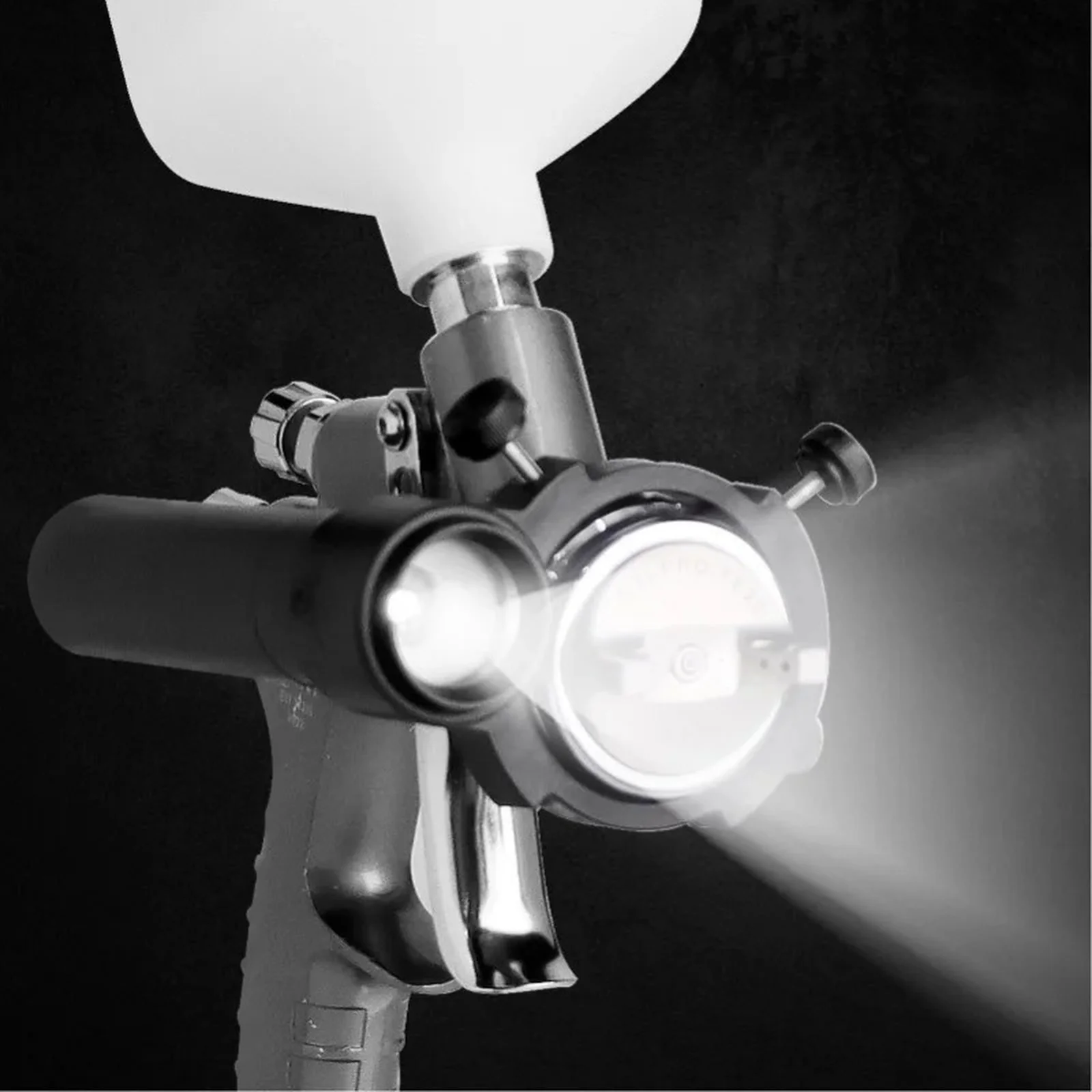 1PCS Automotive Sheet Metal Spray Gun Professional Portable Paint Sprayer with Fill Light Auxiliary Lighting for Car Repair
1PCS Automotive Sheet Metal Spray Gun Professional Portable Paint Sprayer with Fill Light Auxiliary Lighting for Car Repair