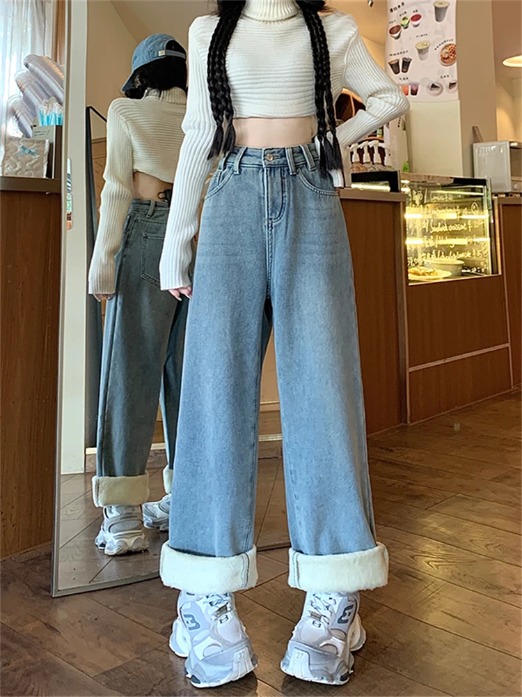 plus Size Fleece Lined Thick Wide Leg Denim Jeans Women's High Waist Drapey Loose Straight Cut Trousers Casual Style Jeans
plus Size Fleece Lined Thick Wide Leg Denim Jeans Women's High Waist Drapey Loose Straight Cut Trousers Casual Style Jeans