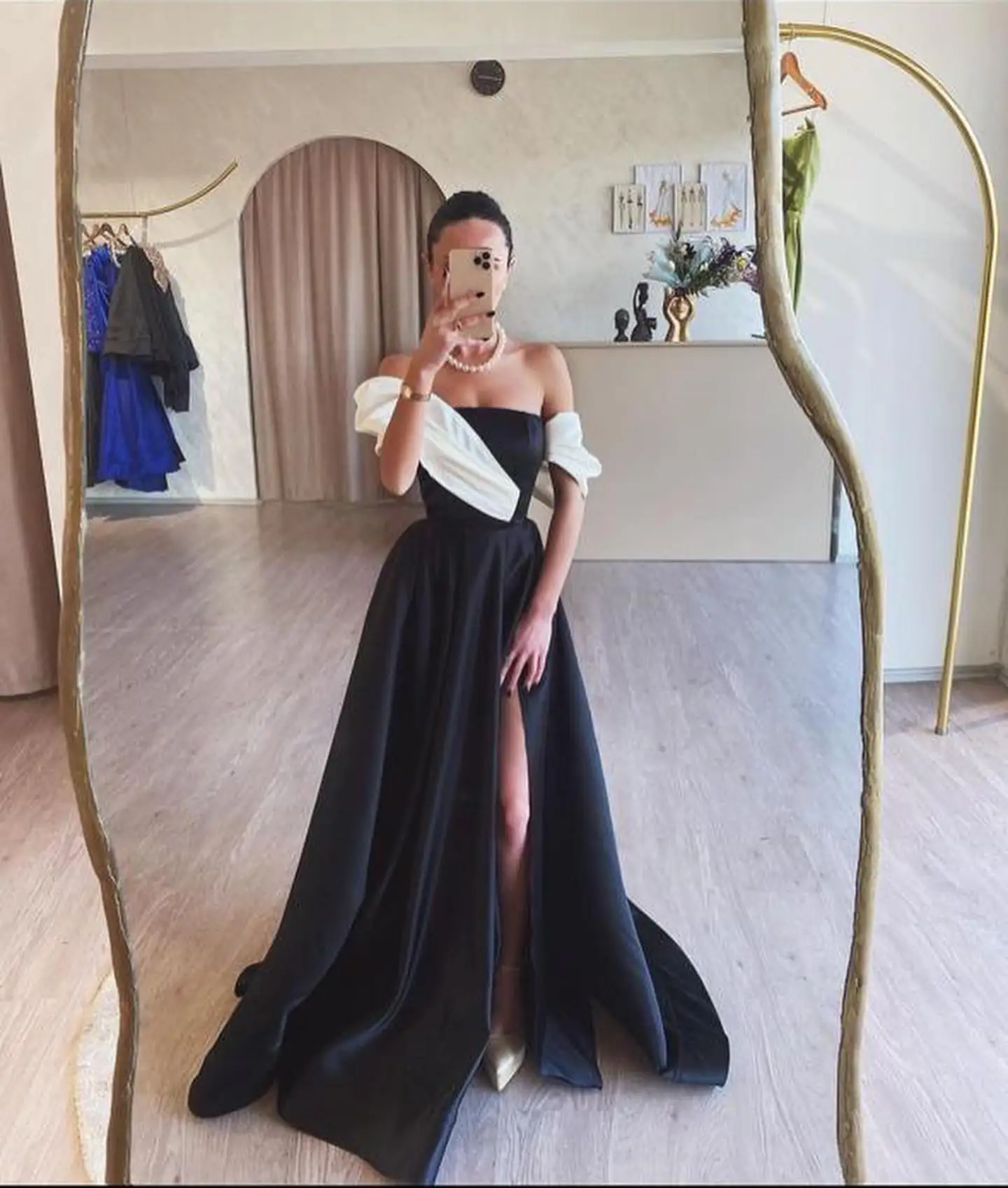 Customized Simple Black Jersey Evening Dress Formal Off the Shoulder Sleeveless Homecoming Gowns Luxury Sweep Train Party Gowns
Customized Simple Black Jersey Evening Dress Formal Off the Shoulder Sleeveless Homecoming Gowns Luxury Sweep Train Party Gowns
