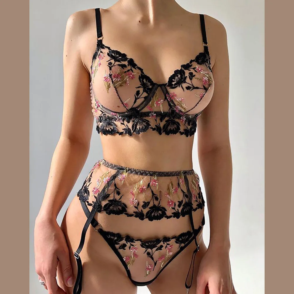 Sexy Bla Lace See-tough Women's Underwear Set Low Waist ort Pants Tee-piece Set for Trendy Ladies Premium Quali
Sexy Bla Lace See-tough Women's Underwear Set Low Waist ort Pants Tee-piece Set for Trendy Ladies Premium Quali