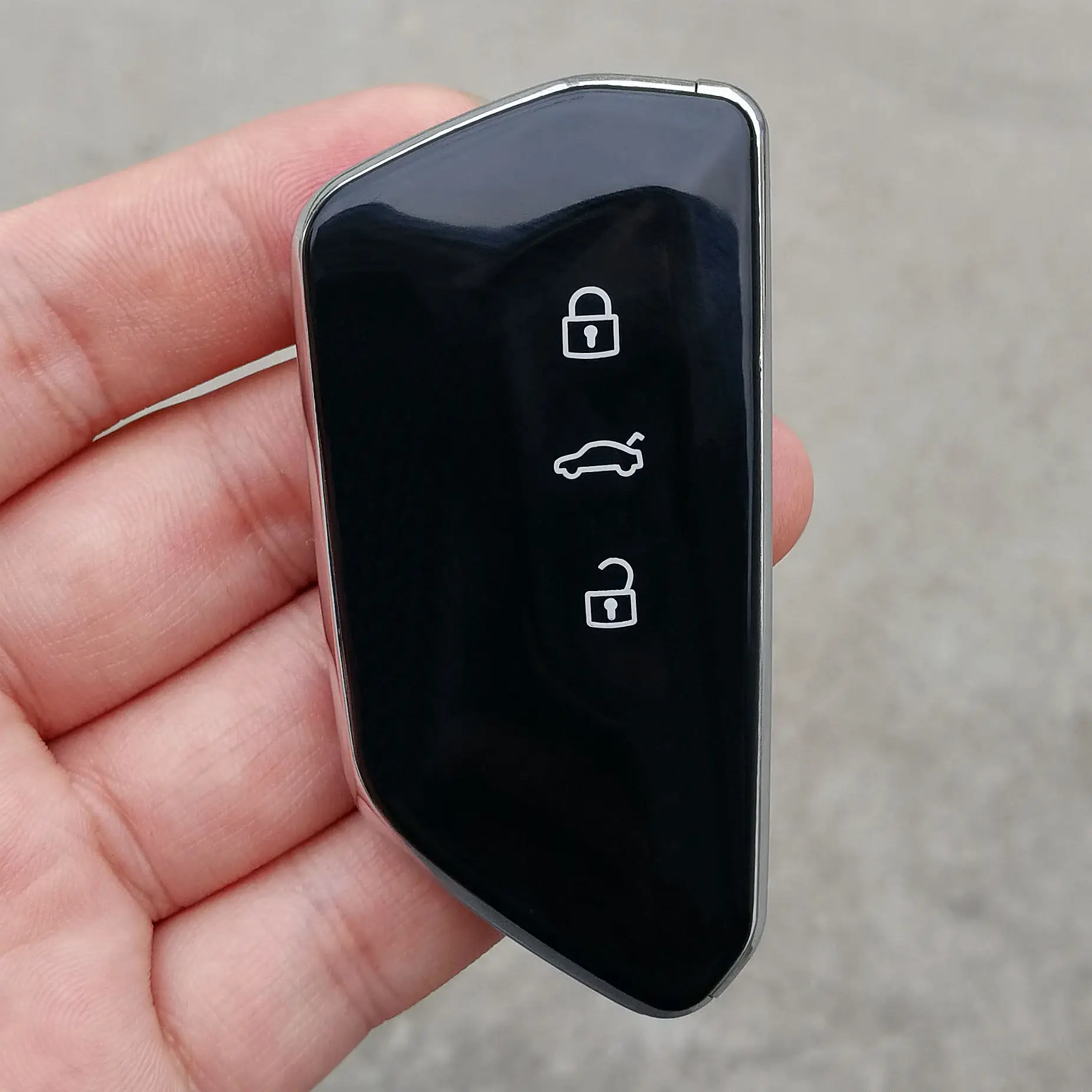 Корпус смарт-карты с дистанционным управлением для VW Golf 8, Skoda Touran, Magotan MQB
Корпус смарт-карты с дистанционным управлением для VW Golf 8, Skoda Touran, Magotan MQB
