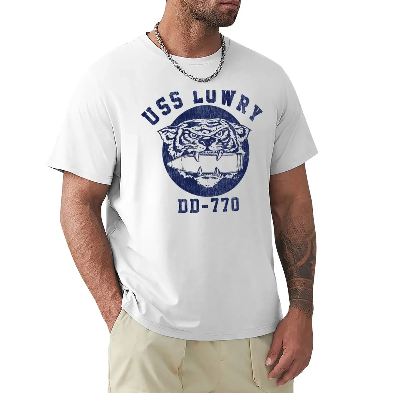 WWII DD-770 USS Souvenir T-Shirt summer clothes new edition mens vintage t shirts
WWII DD-770 USS Souvenir T-Shirt summer clothes new edition mens vintage t shirts