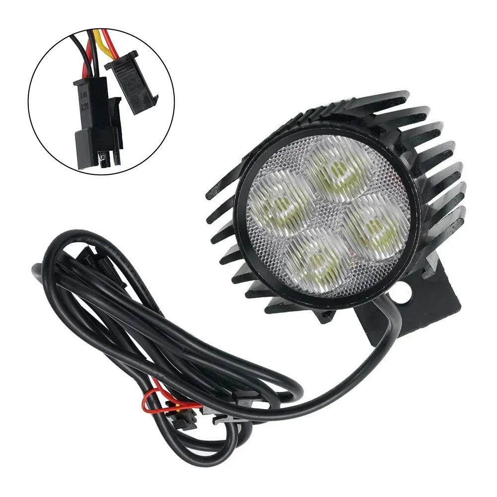 E-Bike Front Light Wear-resistance With Horn 12-80V 2 In 1 3 Lines ABS Plastic Big Light Black Electric Scooter
E-Bike Front Light Wear-resistance With Horn 12-80V 2 In 1 3 Lines ABS Plastic Big Light Black Electric Scooter