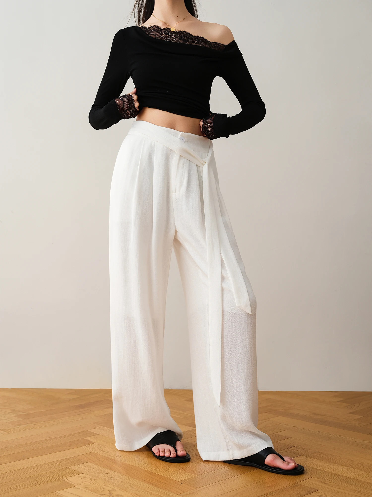 Брюки прямого кроя Laid-ba с текстурой и поясом, свободные, струящиеся, длинные, для ранней осени, RONRON, с высокой талией
Брюки прямого кроя Laid-ba с текстурой и поясом, свободные, струящиеся, длинные, для ранней осени, RONRON, с высокой талией