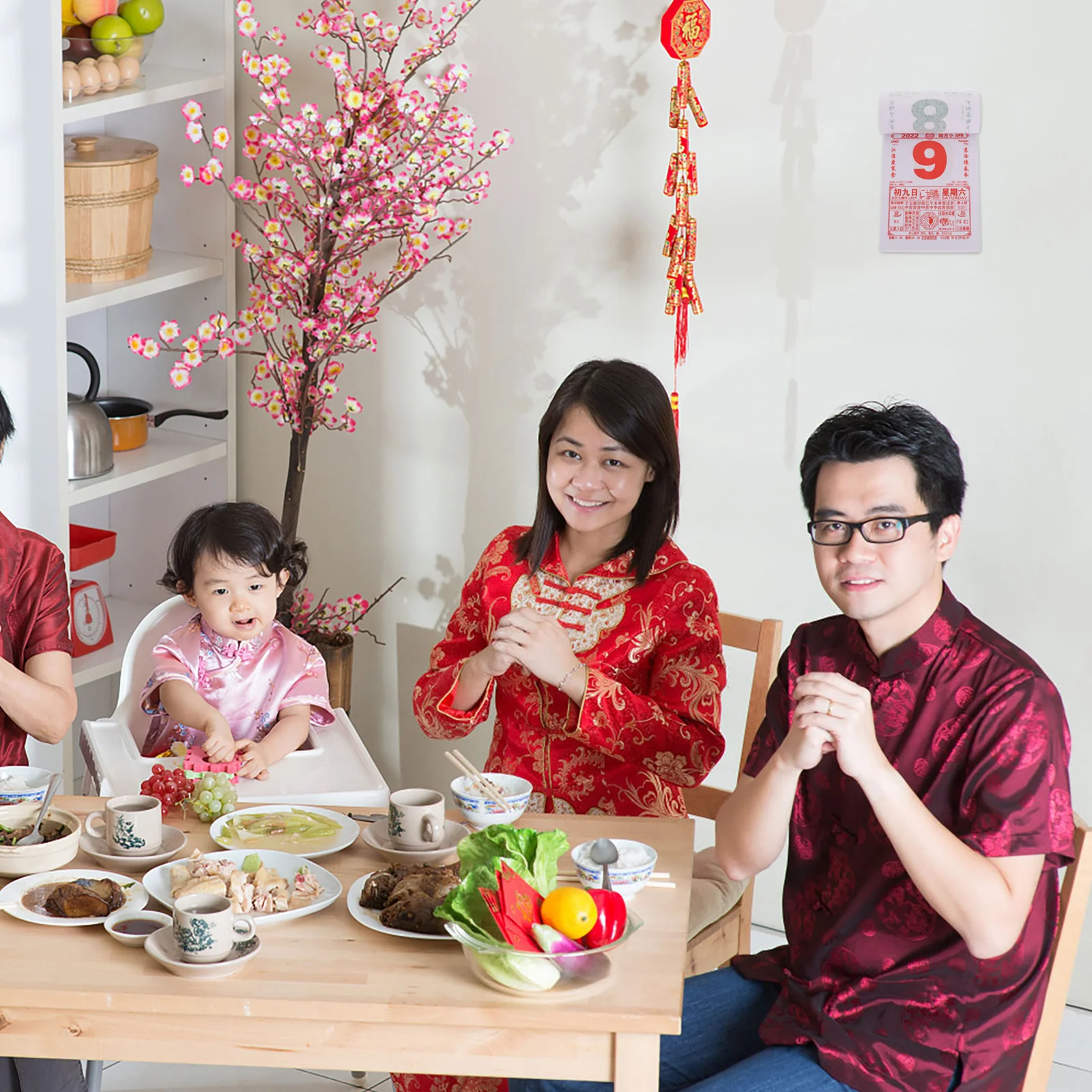 1 шт. Настенный календарь на 2022 год (Год Тигра) в традиционном китайском стиле, одна страница на день, для отслеживания лунного календаря
1 шт. Настенный календарь на 2022 год (Год Тигра) в традиционном китайском стиле, одна страница на день, для отслеживания лунного календаря