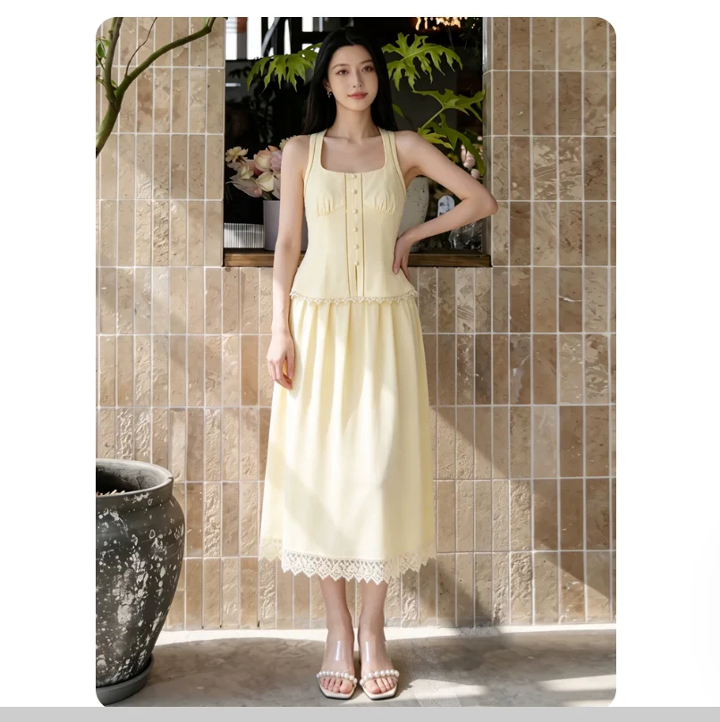 Summer New French Lace Vest Strap Top High Waist Slimming Skirt Set
Summer New French Lace Vest Strap Top High Waist Slimming Skirt Set