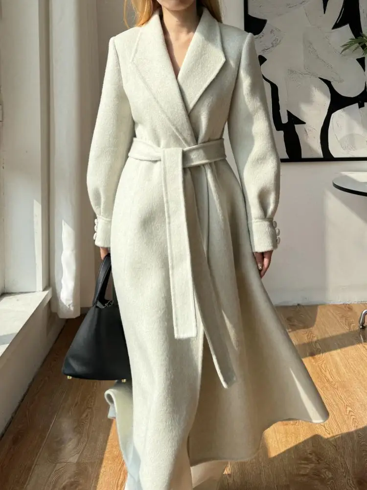 Elegant Fashion Lady's Alpaca Woolen Jackets 2025 Autumn And Winter Lapel Bathrobe Style Lace-Up Loose Long Women's Wool Coat
Elegant Fashion Lady's Alpaca Woolen Jackets 2025 Autumn And Winter Lapel Bathrobe Style Lace-Up Loose Long Women's Wool Coat