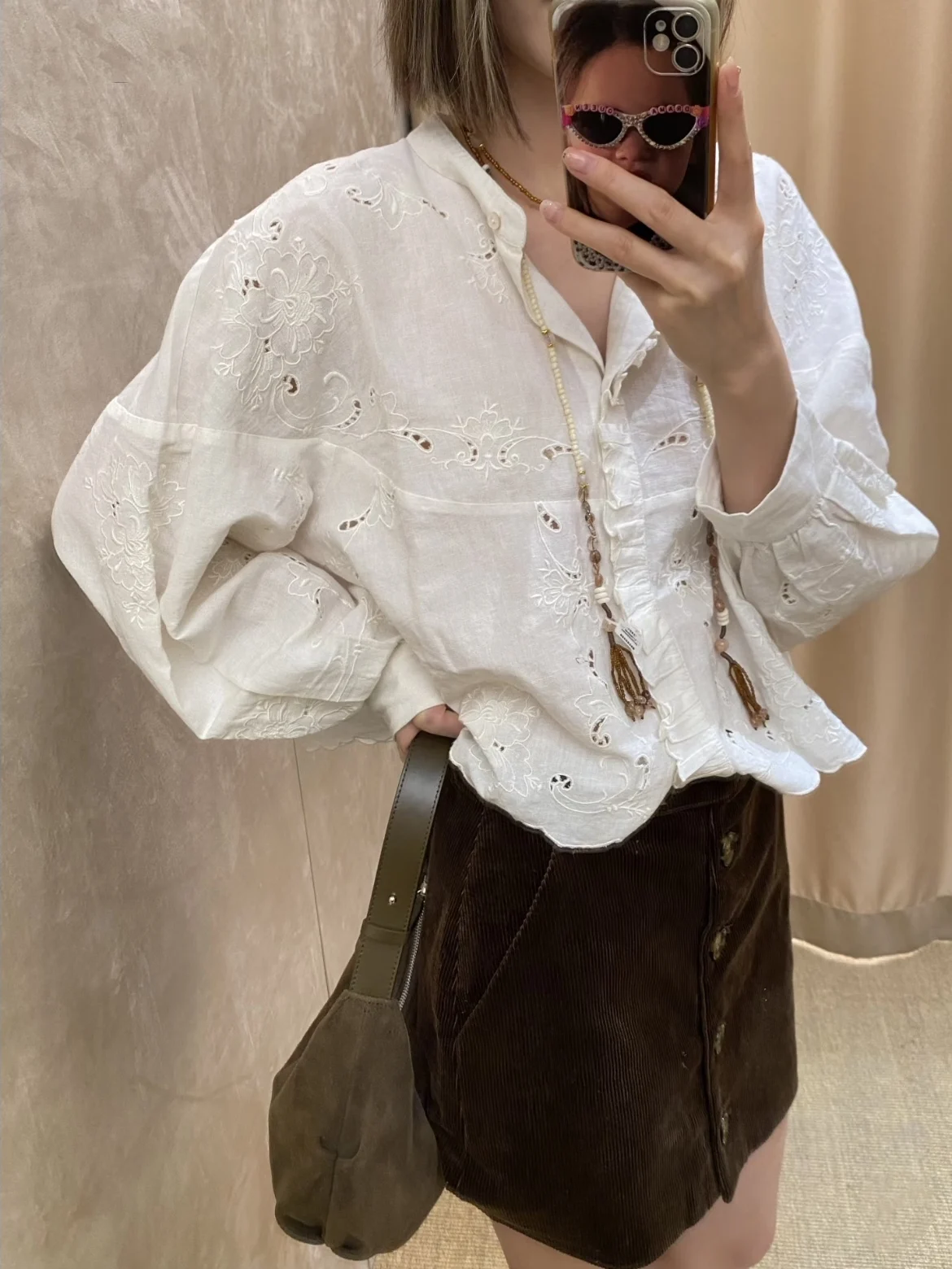 Heidd Ele Sle Свободная хлопковая капсула с тяжелой вышивкой и белыми рюшами Све, осенне-зимняя женская мода
Heidd Ele Sle Свободная хлопковая капсула с тяжелой вышивкой и белыми рюшами Све, осенне-зимняя женская мода