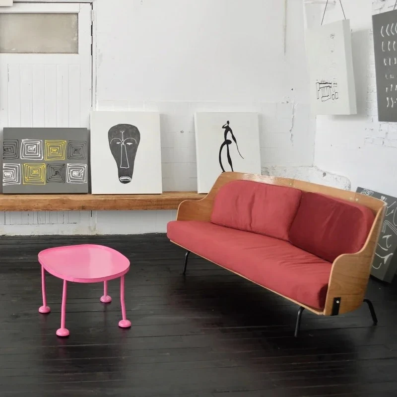 Modern simple sofa two double Nordic light luxury living room retro small apartment clothing store cafe
Modern simple sofa two double Nordic light luxury living room retro small apartment clothing store cafe