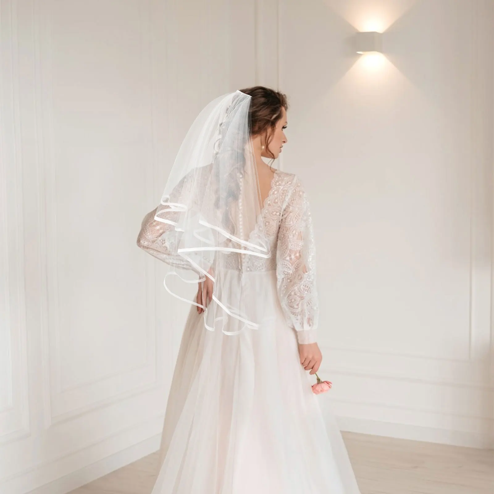 1 set Bridal Tiara Crown With Veil Rhinestone Sparkling Headband For Wedding Party Prom Bride Accessories Women Crown Headdress
1 set Bridal Tiara Crown With Veil Rhinestone Sparkling Headband For Wedding Party Prom Bride Accessories Women Crown Headdress