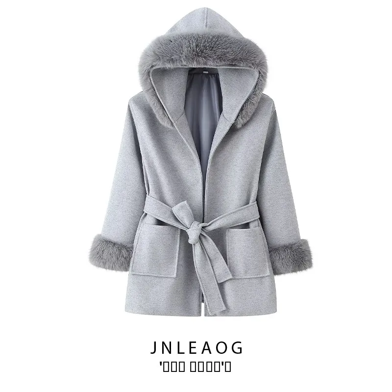 JNLEAOG, осеннее новое женское модное свободное шерстяное пальто с капюшоном и поясом, универсальная верхняя одежда, длинное свековое полиэфирное волокно
JNLEAOG, осеннее новое женское модное свободное шерстяное пальто с капюшоном и поясом, универсальная верхняя одежда, длинное свековое полиэфирное волокно