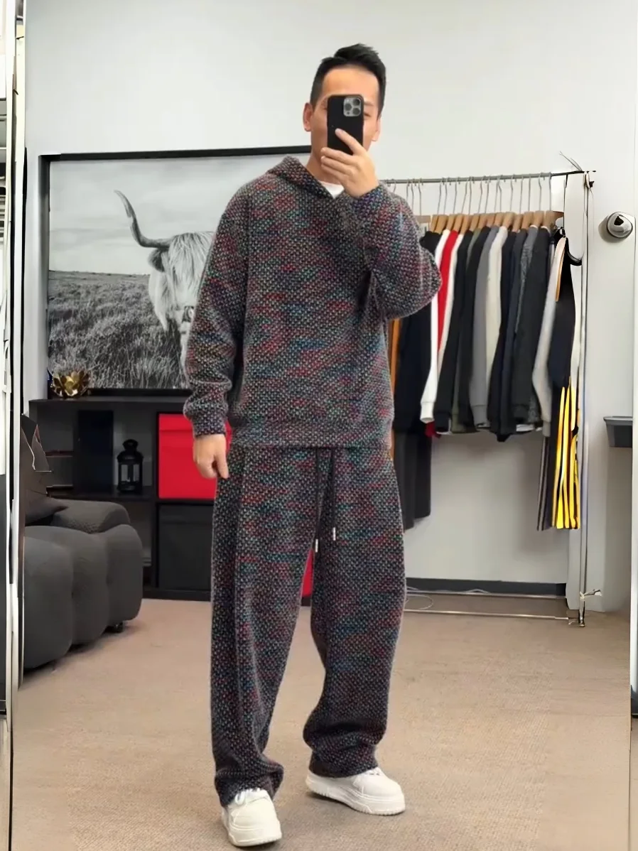 Мужской зимний фланелевой повседневный комплект спортивной одежды Thiened Fce, толстовка и брюки, костюм из двух предметов, длинный све, полиэстер, молодежный
Мужской зимний фланелевой повседневный комплект спортивной одежды Thiened Fce, толстовка и брюки, костюм из двух предметов, длинный све, полиэстер, молодежный