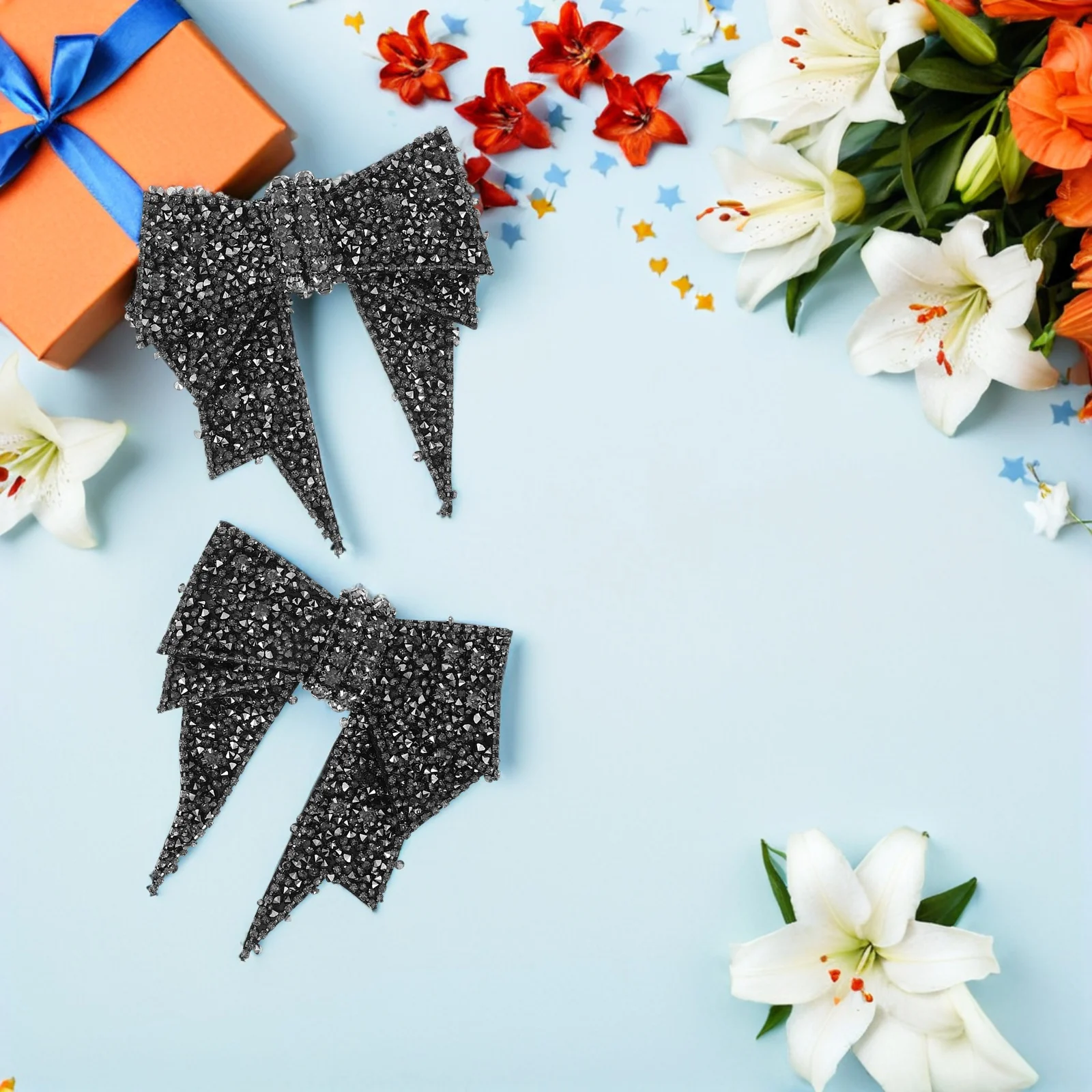 2Pcs Bow Shaped Shoe Accessories: Glittering Rhinestone Bow Charms for Women - Reusable DIY Shoe Decoration Decals for Heels
2Pcs Bow Shaped Shoe Accessories: Glittering Rhinestone Bow Charms for Women - Reusable DIY Shoe Decoration Decals for Heels