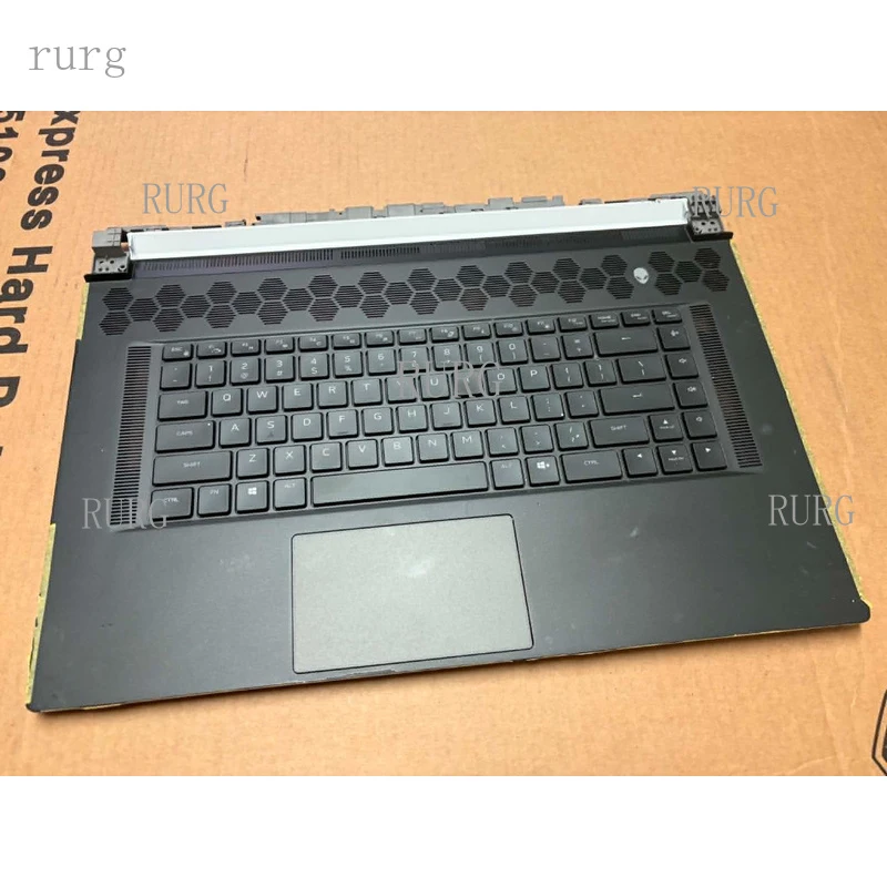 R+ Original Equipment Manufacturer for Dell ALIENWARE M17 R4BLACK PALMREST American backlit keyboard buttons 6N1JW
R+ Original Equipment Manufacturer for Dell ALIENWARE M17 R4BLACK PALMREST American backlit keyboard buttons 6N1JW