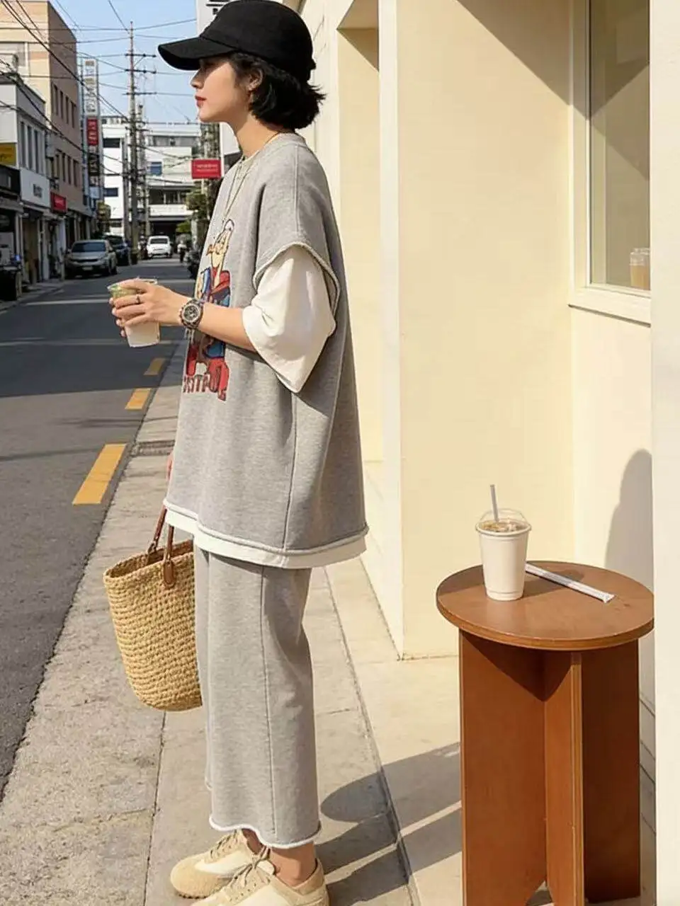 Loose Fit Casual Vest Set Women's High Waist Nine-Piece Pants Two-Piece Summer Outfit Comfortable plus Size Fashion Ensemble
Loose Fit Casual Vest Set Women's High Waist Nine-Piece Pants Two-Piece Summer Outfit Comfortable plus Size Fashion Ensemble