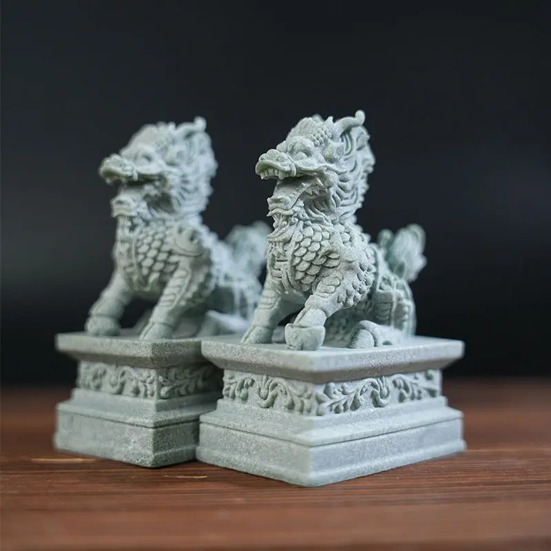 Kirin stone carving tea pet small ornaments crafts desktop office shop atmosphere layout decoration strange 
Kirin stone carving tea pet small ornaments crafts desktop office shop atmosphere layout decoration strange