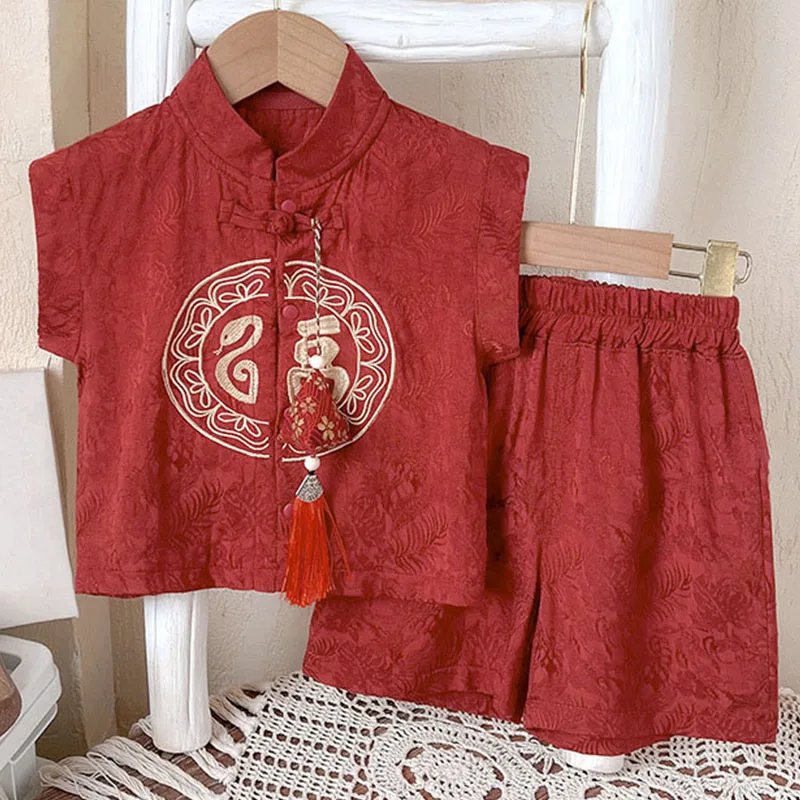 2Piece Sets Summer Toddler Boy Outfits China Style Fashion Embroidery Sleeveless Red Tops+Loose Shorts Baby Newborn Items B188
2Piece Sets Summer Toddler Boy Outfits China Style Fashion Embroidery Sleeveless Red Tops+Loose Shorts Baby Newborn Items B188