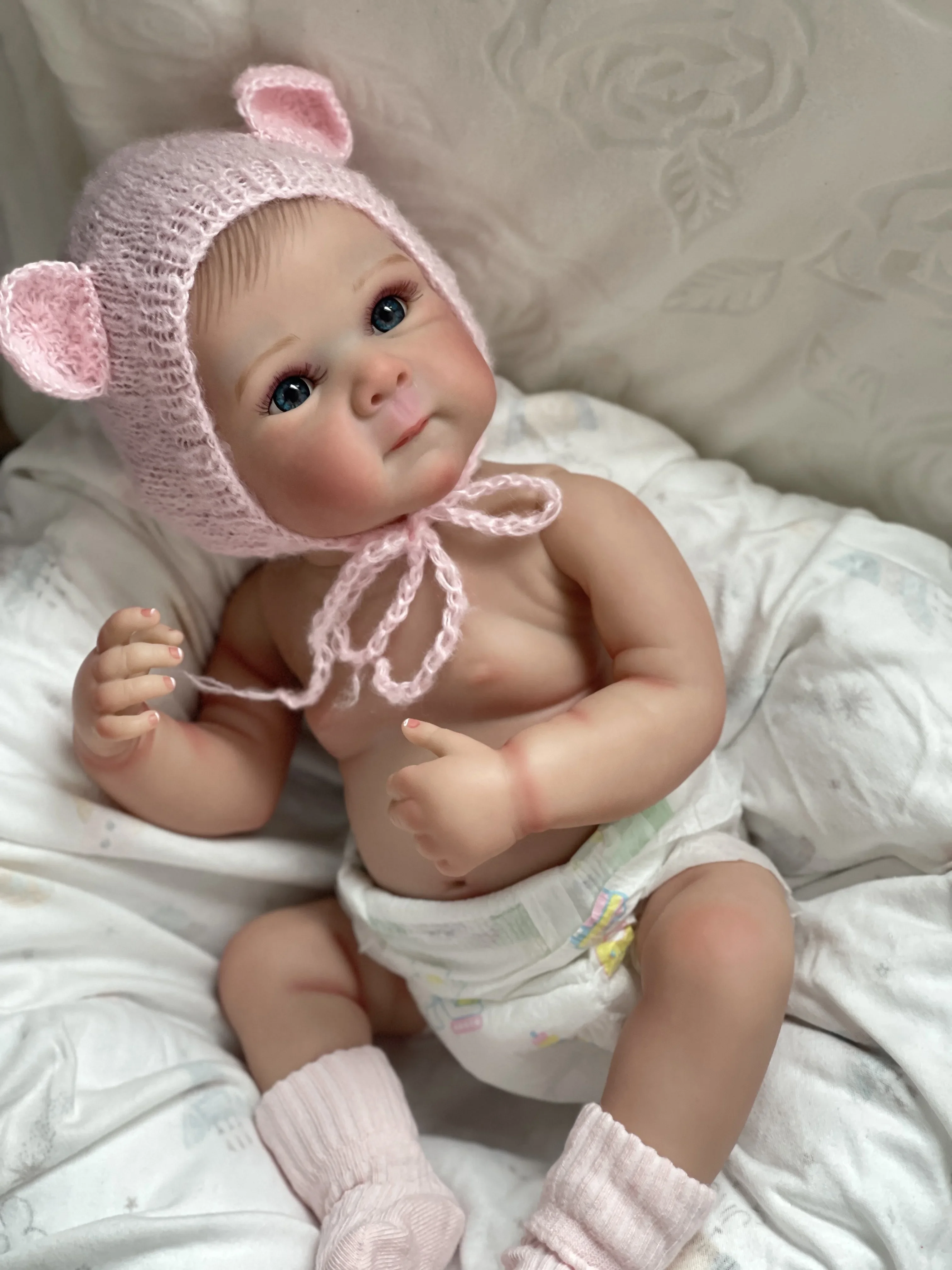 18 дюймов Bettie полноразмерные виниловые куклы для новорожденных реалистичные мягкие на ощупь полноразмерные Детские Многослойные картины 3D кожа
18 дюймов Bettie полноразмерные виниловые куклы для новорожденных реалистичные мягкие на ощупь полноразмерные Детские Многослойные картины 3D кожа