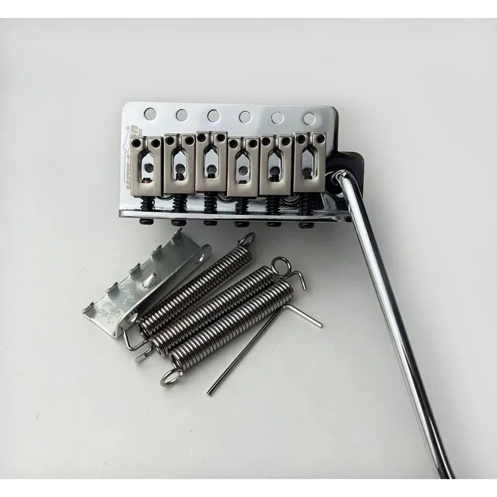 Wilkinson WOV04 54mm (2-1/8 inch) Tremolo Bridge Tremolo Bridge for Str/at ST Electric Guitar 6 Saddles
Wilkinson WOV04 54mm (2-1/8 inch) Tremolo Bridge Tremolo Bridge for Str/at ST Electric Guitar 6 Saddles