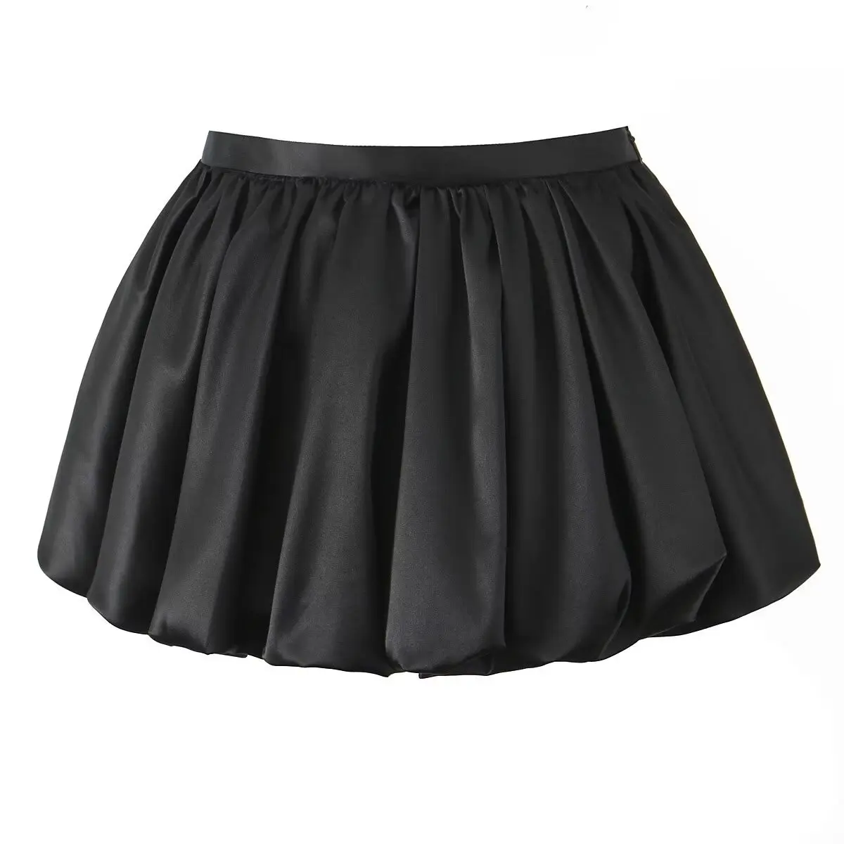 Blooming silhouette midi skirt. A timeless, chic piece that adds effortless volume to your look.
Blooming silhouette midi skirt. A timeless, chic piece that adds effortless volume to your look.