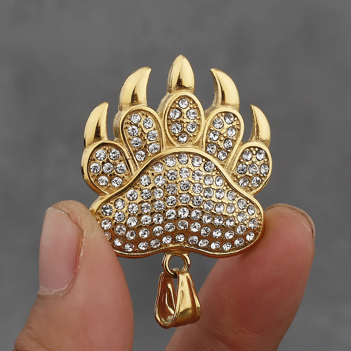 Golden Big Bear Claw Pendant for Men and Women Hip Hop Zircon Charm Fashion Necklace Stainless Steel Jewelry Gifts Wholesale
Golden Big Bear Claw Pendant for Men and Women Hip Hop Zircon Charm Fashion Necklace Stainless Steel Jewelry Gifts Wholesale