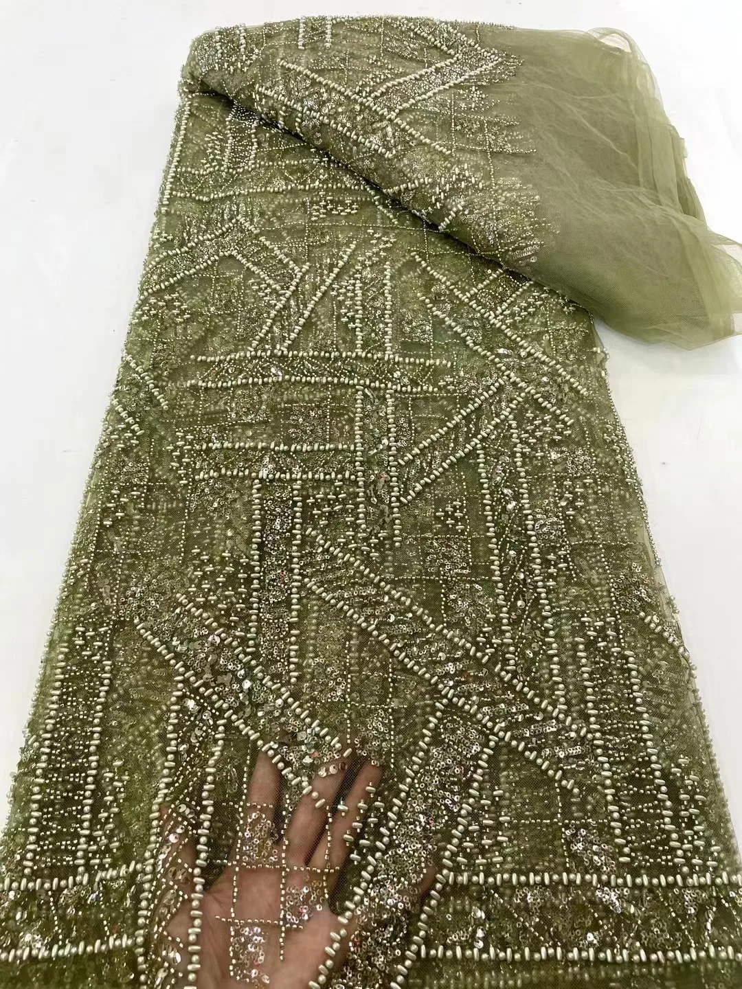 Luxury African Sequins Lace Fabric 2023 High Quality Embroidery Handmade Sequence Beaded Lace Fabric For Bridal 5 Yards
Luxury African Sequins Lace Fabric 2023 High Quality Embroidery Handmade Sequence Beaded Lace Fabric For Bridal 5 Yards