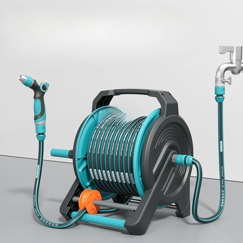 Car wash, water gun, high pressure watering hose, water use washing to pressurize and rinse the yard
Car wash, water gun, high pressure watering hose, water use washing to pressurize and rinse the yard