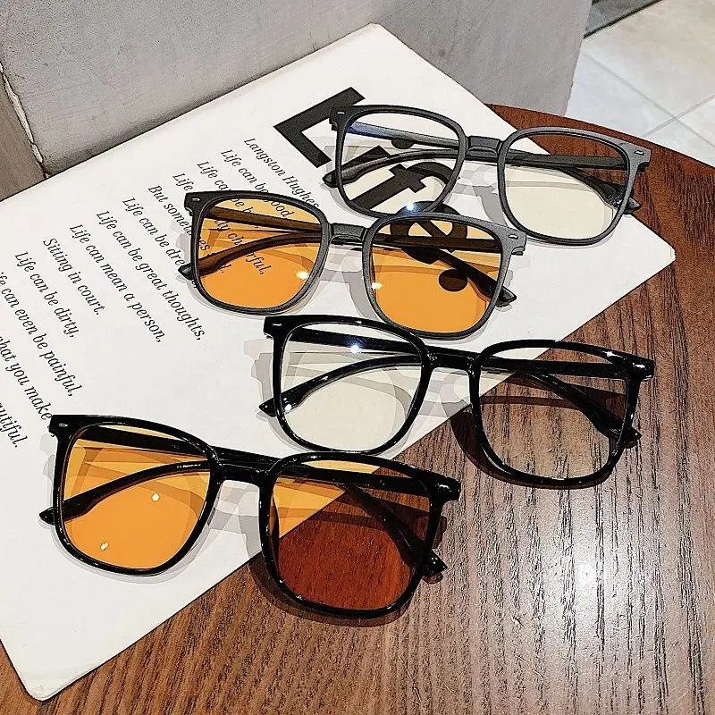 New Vintage Woman Man Square Black Fashion Sun Glasses For Female Big Frame Vintage Gradient Sexy Sunglasses UV400 Eyewear
New Vintage Woman Man Square Black Fashion Sun Glasses For Female Big Frame Vintage Gradient Sexy Sunglasses UV400 Eyewear