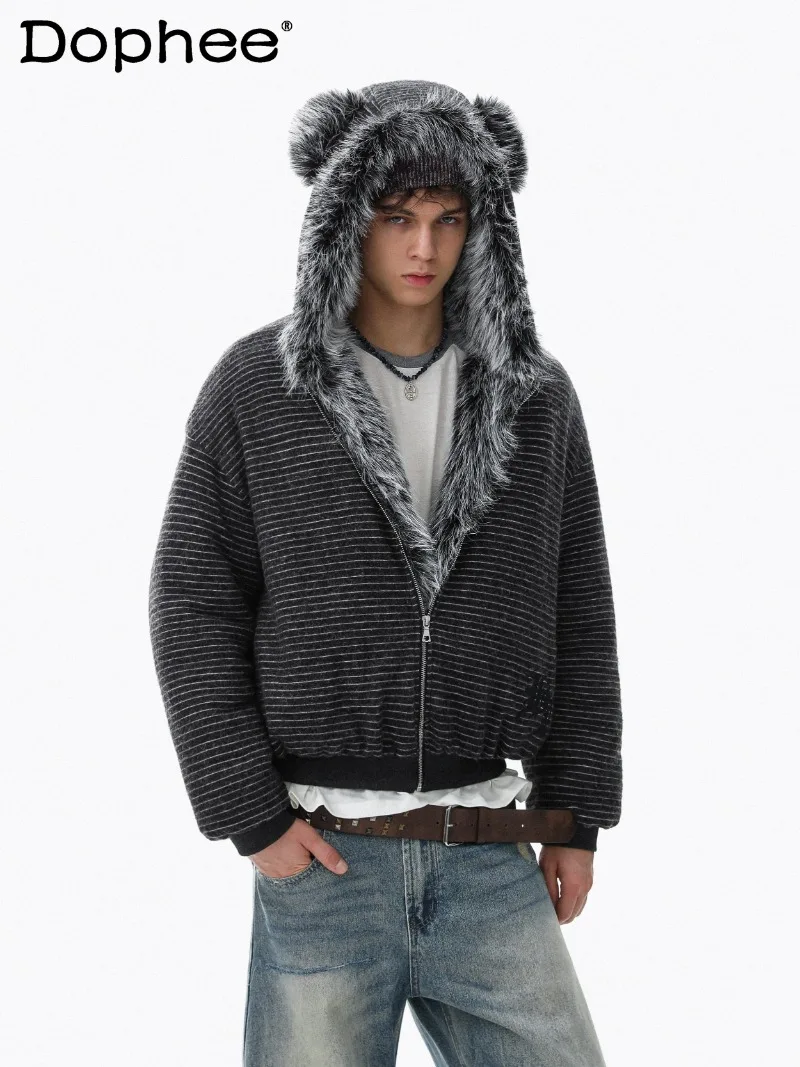 American Retro Striped Cartoon Rabbit Ear Fur Collar Jacket Cotton Handsome Winter Fleece Hooded Cotton Coat Jacket for Men
American Retro Striped Cartoon Rabbit Ear Fur Collar Jacket Cotton Handsome Winter Fleece Hooded Cotton Coat Jacket for Men