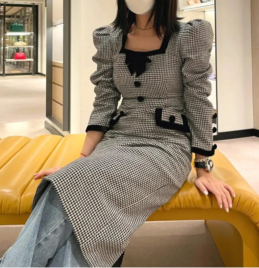elegant Houndstooth dress women square collar slim velvet bow vintage ol pencil dress
elegant Houndstooth dress women square collar slim velvet bow vintage ol pencil dress