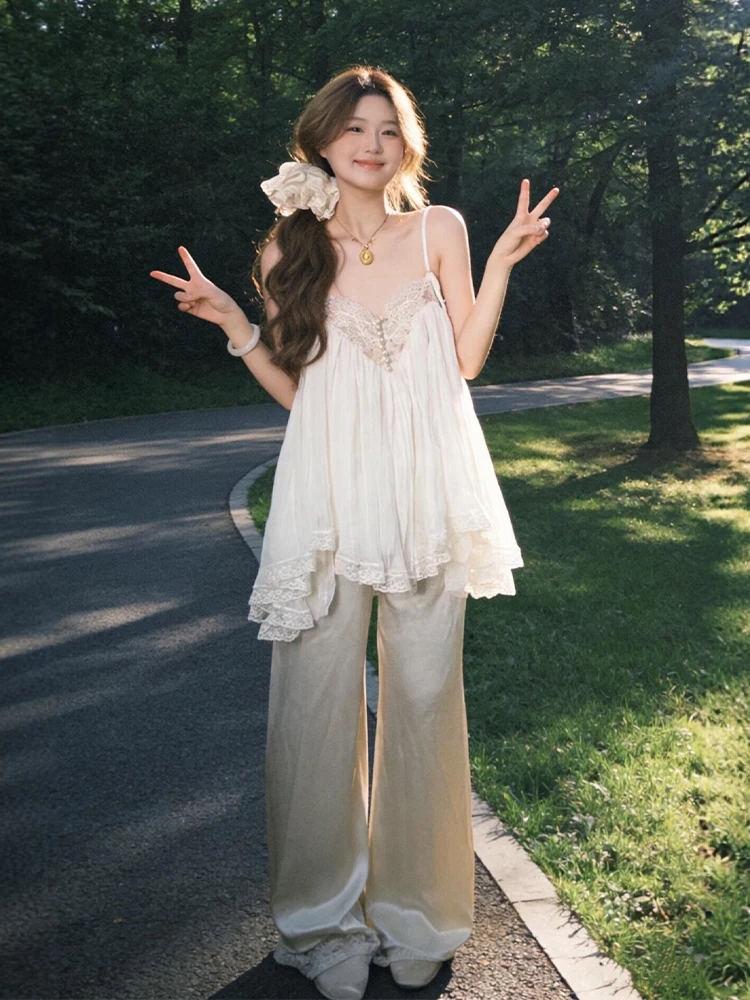 Summer New Pure Desire Lace Backless Crop Top And Casual Pants Set Women's Fashionable Two-Piece Suit High Waist Loose Fit
Summer New Pure Desire Lace Backless Crop Top And Casual Pants Set Women's Fashionable Two-Piece Suit High Waist Loose Fit