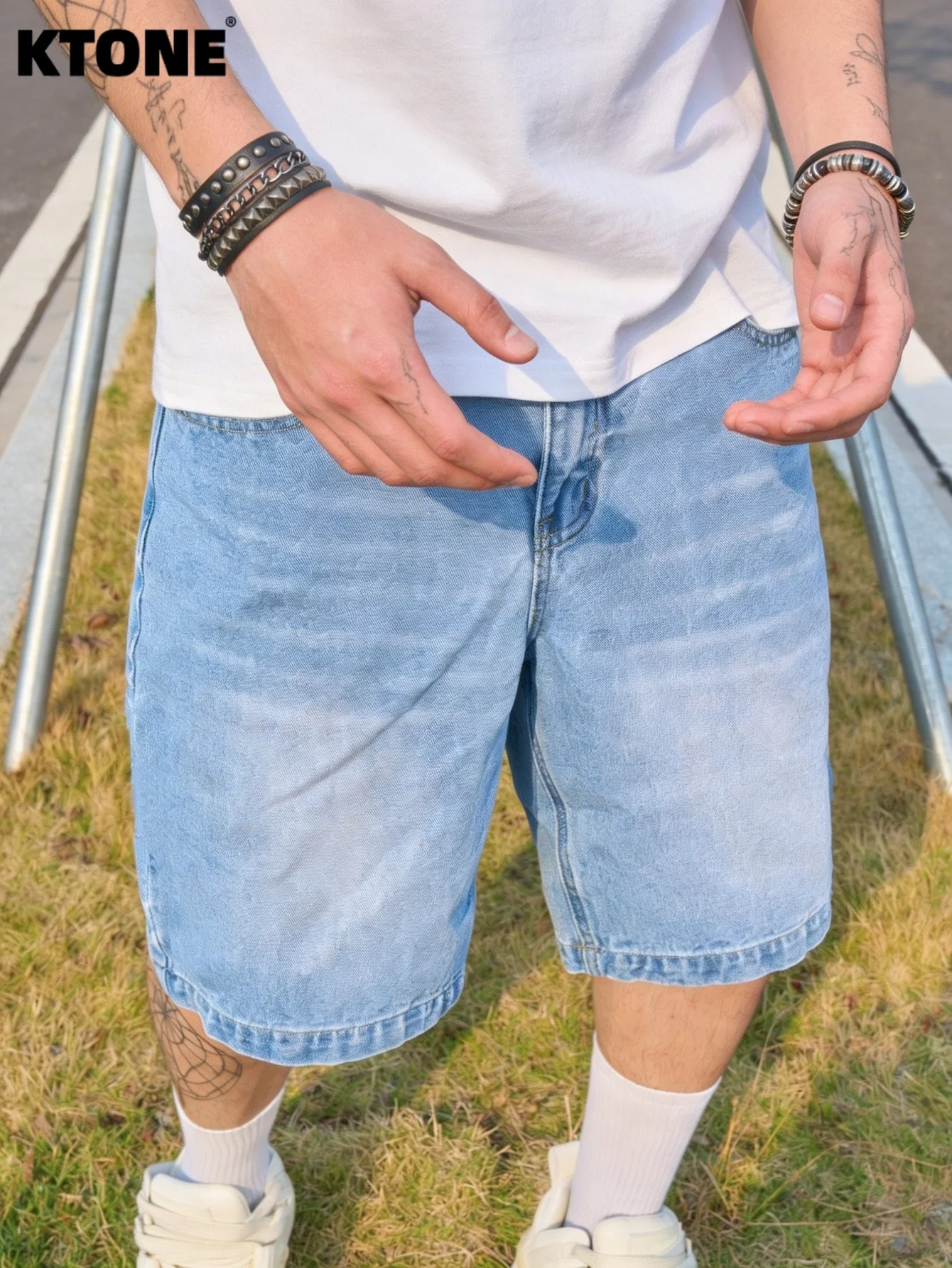 Men Loose Blue Non Stretch Denim Shorts Casual Fashion Jorts Lightweight Soft Fabric Daily Summer Outfits Bottoms
Men Loose Blue Non Stretch Denim Shorts Casual Fashion Jorts Lightweight Soft Fabric Daily Summer Outfits Bottoms