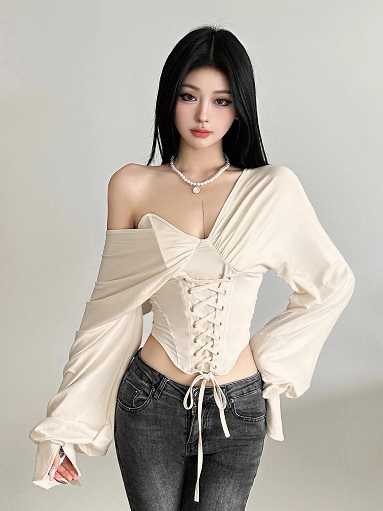 Women's Apricot T-shirt Harajuku Korean Y2k Tee Top Vintage Elegant Streetwear Aesthetic Long Sleeve T-shirt 2000s Clothes 2024
Women's Apricot T-shirt Harajuku Korean Y2k Tee Top Vintage Elegant Streetwear Aesthetic Long Sleeve T-shirt 2000s Clothes 2024