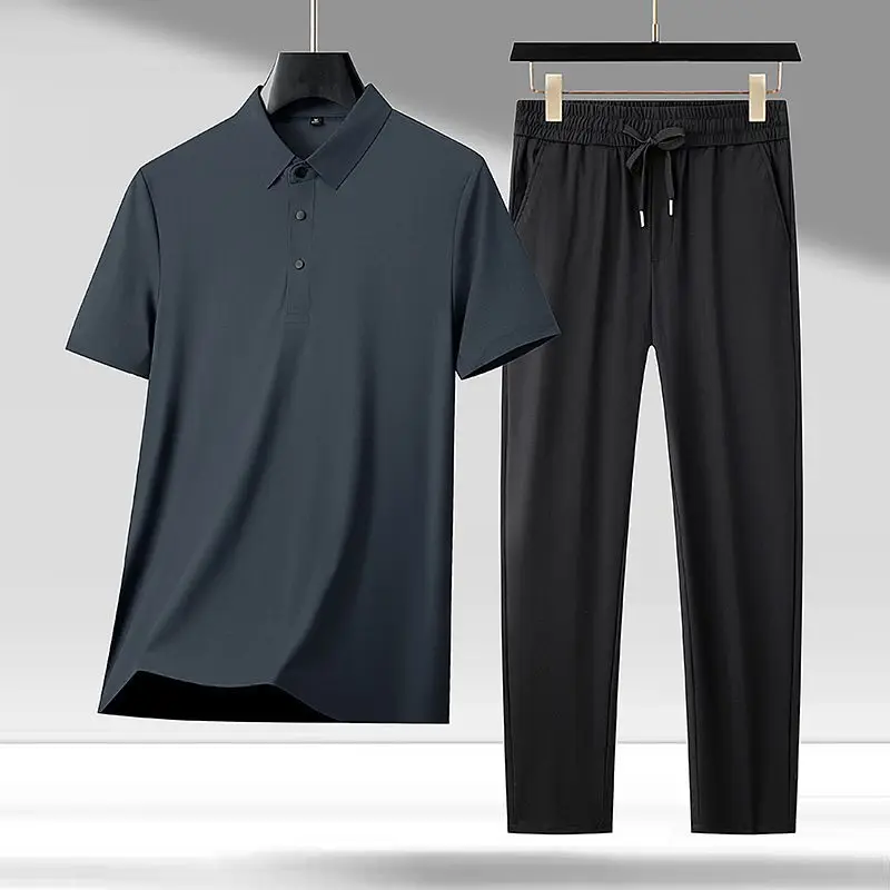 Летняя футболка с коротким рукавом, новый комплект Ice Feel, мужской дышащий воротник-поло, деловая повседневная свободная одежда, мужской спортивный костюм розового цвета
Летняя футболка с коротким рукавом, новый комплект Ice Feel, мужской дышащий воротник-поло, деловая повседневная свободная одежда, мужской спортивный костюм розового цвета