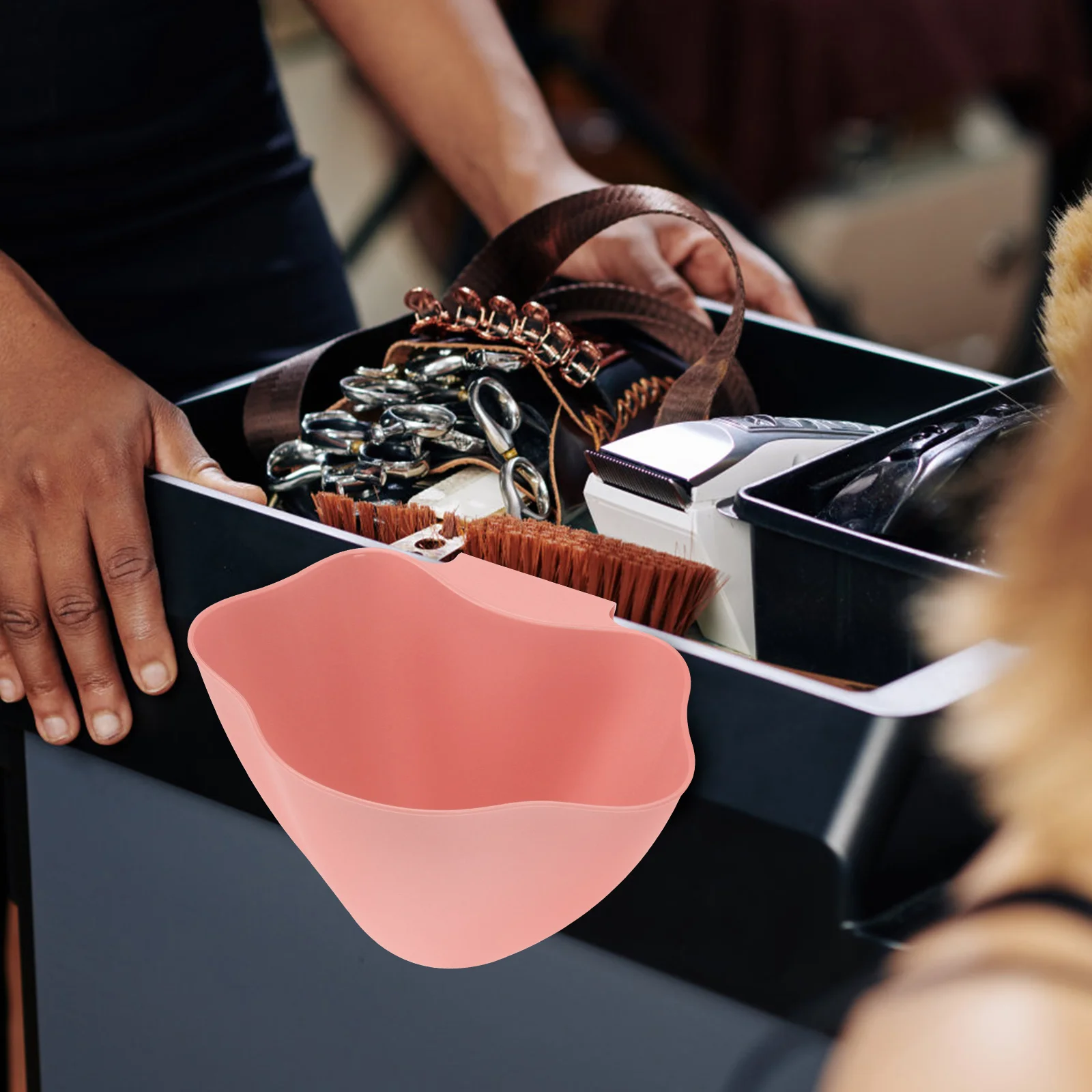 2Pcs Hanging Waste Container Salon Cart Trash Bin Practical Storage Box for Beauty Salon Tattoo Supplies Garbage Organizer 
2Pcs Hanging Waste Container Salon Cart Trash Bin Practical Storage Box for Beauty Salon Tattoo Supplies Garbage Organizer