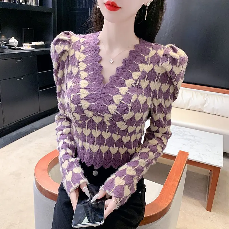 Autumn and Winter New Heart Printed Puff Sleeve Lace Bottoming Shirt Women's Inner Match Small Top Fashion
Autumn and Winter New Heart Printed Puff Sleeve Lace Bottoming Shirt Women's Inner Match Small Top Fashion
